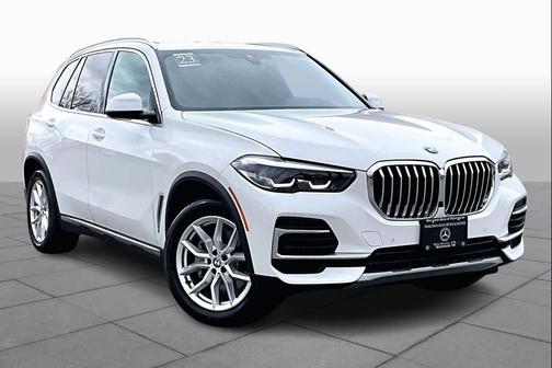 Alpine White 2023 BMW X5 xDrive40i