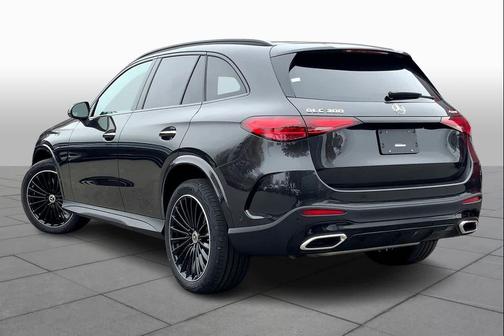 2026 Mercedes-Benz GLC 300 4MATIC