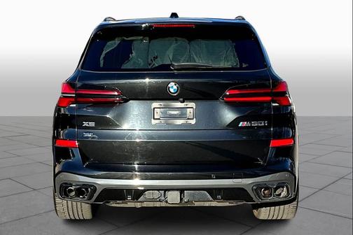 2024 BMW X5 M60i