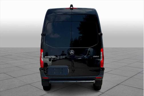 2025 Mercedes-Benz Sprinter 2500 Standard Roof