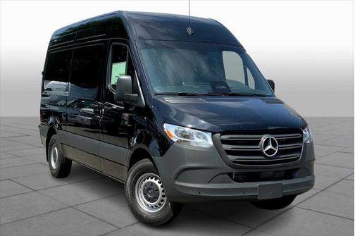 2025 Mercedes-Benz Sprinter 2500 Standard Roof