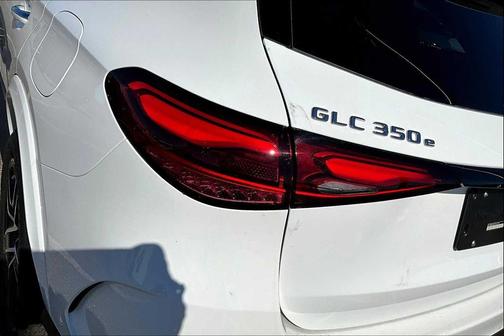 2026 Mercedes-Benz GLC 350e Base