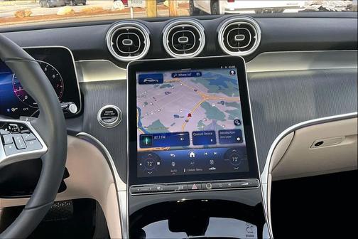 2025 Mercedes-Benz GLC 300 4MATIC