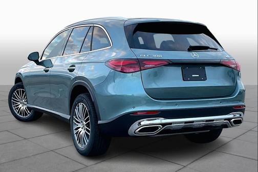 2026 Mercedes-Benz GLC 300 4MATIC