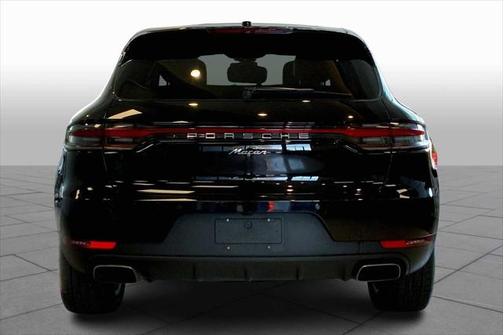 2021 Porsche Macan Base