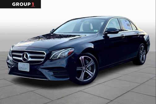 2017 Mercedes-Benz E-Class 4MATIC