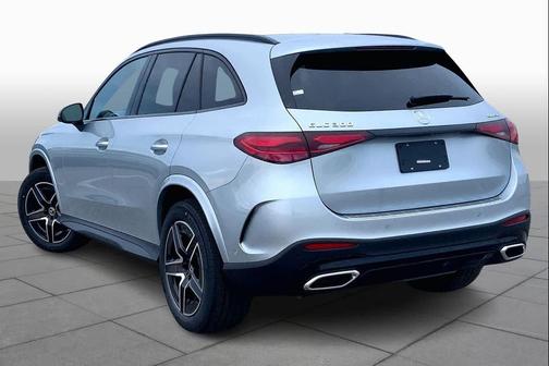 2026 Mercedes-Benz GLC 300 4MATIC