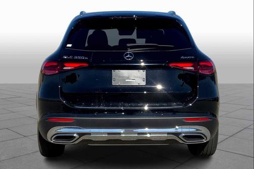 2026 Mercedes-Benz GLC 350e Base