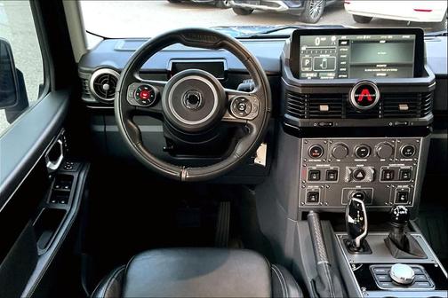 2024 INEOS Grenadier AWD