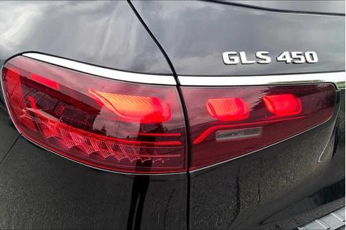 2025 Mercedes-Benz GLS 450 4MATIC