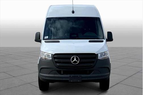 2025 Mercedes-Benz Sprinter 2500 Standard Roof