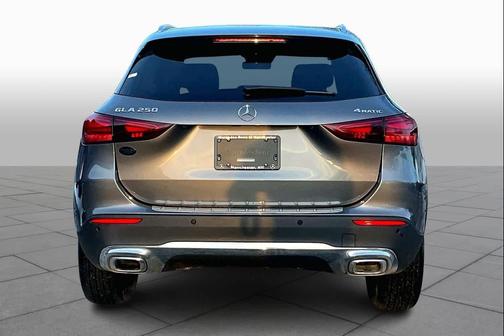 2026 Mercedes-Benz GLA 250 4MATIC