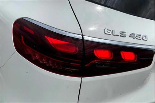 2025 Mercedes-Benz GLS 450 4MATIC