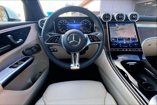 2026 Mercedes-Benz GLC 300 4MATIC