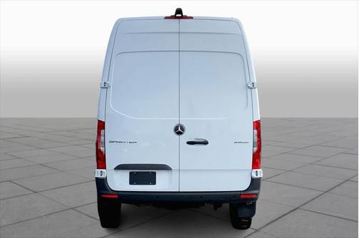 2025 Mercedes-Benz Sprinter 2500 Standard Roof
