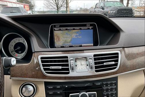 Lunar Blue Metallic 2014 Mercedes-Benz E-Class 4MATIC