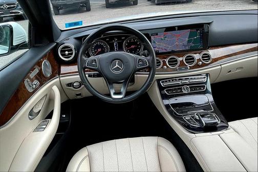 2017 Mercedes-Benz E-Class 4MATIC