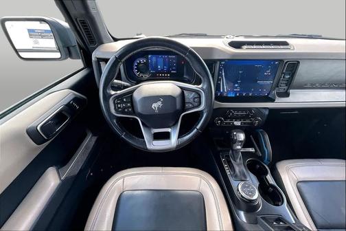Iconic Silver 2023 Ford Bronco Wildtrak