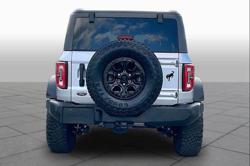 Iconic Silver 2023 Ford Bronco Wildtrak