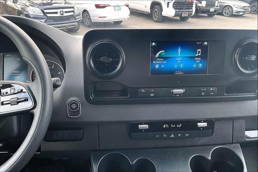 2024 Mercedes-Benz Sprinter 2500 Standard Roof