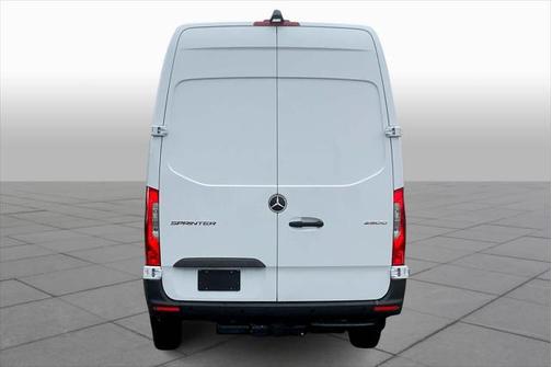 2025 Mercedes-Benz Sprinter 2500 High Roof