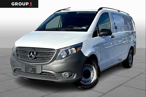 2022 Mercedes-Benz Metris Base