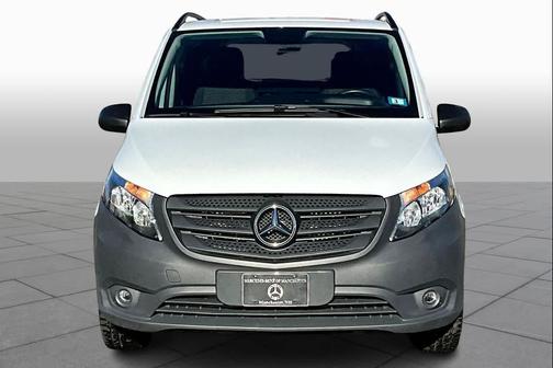 2022 Mercedes-Benz Metris Base