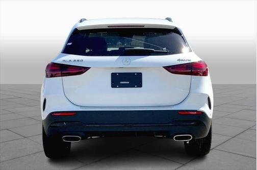 2025 Mercedes-Benz GLA 250 4MATIC