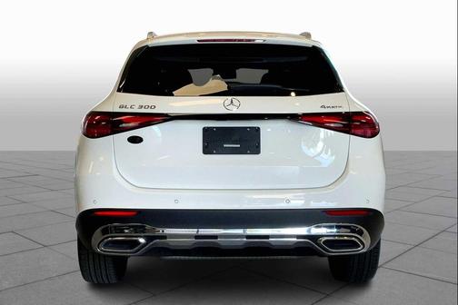 2025 Mercedes-Benz GLC 300 4MATIC