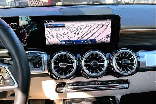 2025 Mercedes-Benz GLB 250 4MATIC