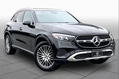 Black 2025 Mercedes-Benz GLC 300 4MATIC