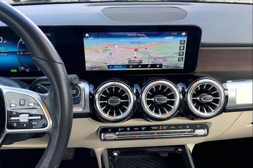 2022 Mercedes-Benz EQB 300 4MATIC