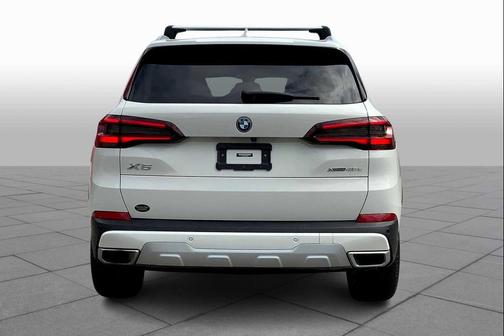 2022 BMW X5 PHEV xDrive45e