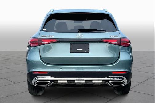 2026 Mercedes-Benz GLC 300 4MATIC