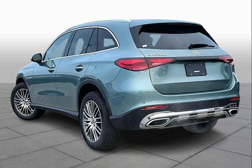 2026 Mercedes-Benz GLC 300 4MATIC