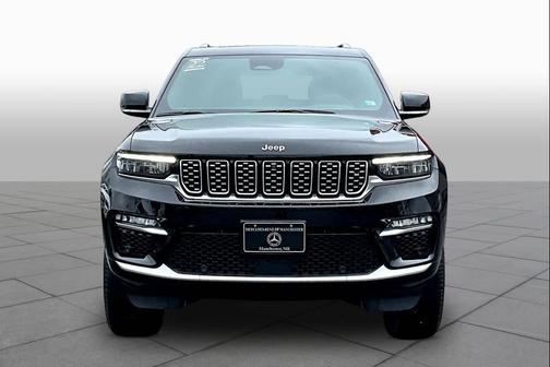 2022 Jeep Grand Cherokee Summit