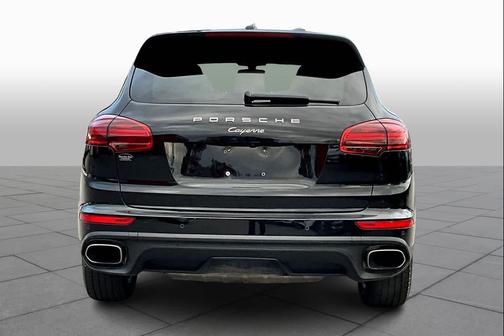 2016 Porsche Cayenne Cayenne