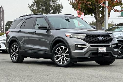 2022 Ford Explorer ST-Line