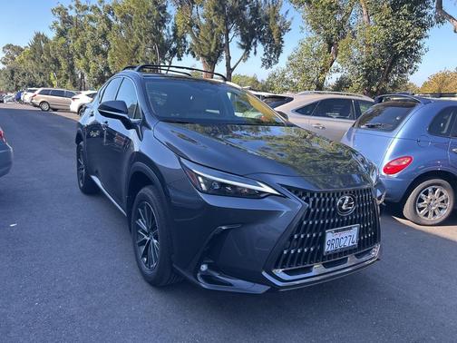 2025 Lexus NX 350h Premium
