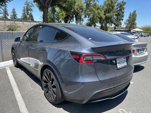 2022 Tesla Model Y Performance Dual Motor All-Wheel Drive