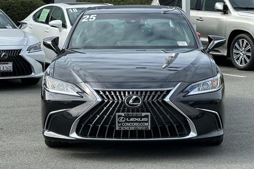2025 Lexus ES 350 Base