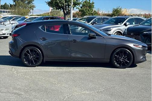 2022 Mazda Mazda3 AWD w/Premium Package