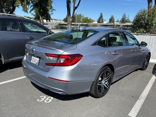 2022 Honda Accord Hybrid Touring