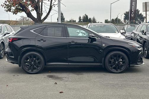 2024 Lexus NX 450h+ F SPORT Handling
