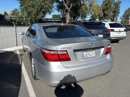 2007 Lexus LS 460 L