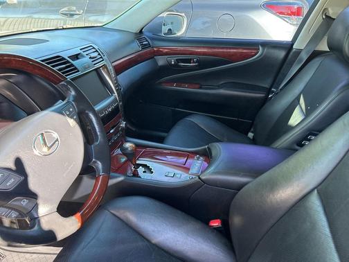 2007 Lexus LS 460 L