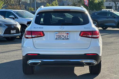 2017 Mercedes-Benz GLC 300 4MATIC
