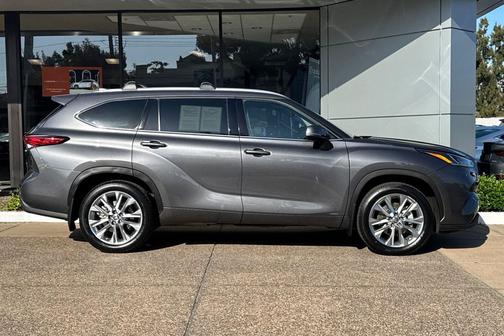 2023 Toyota Highlander Hybrid Limited