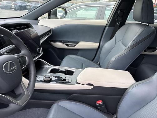 2024 Lexus RZ 300e Premium
