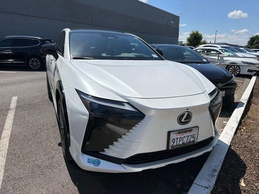 Eminent White Pearl 2025 Lexus RZ 300e 300e Luxury